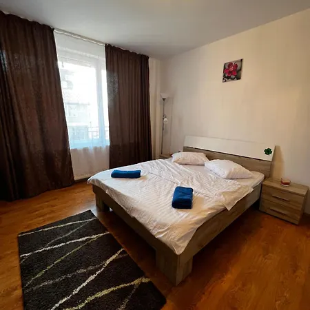 Apartment Scc *